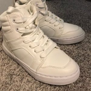 Boy high tops